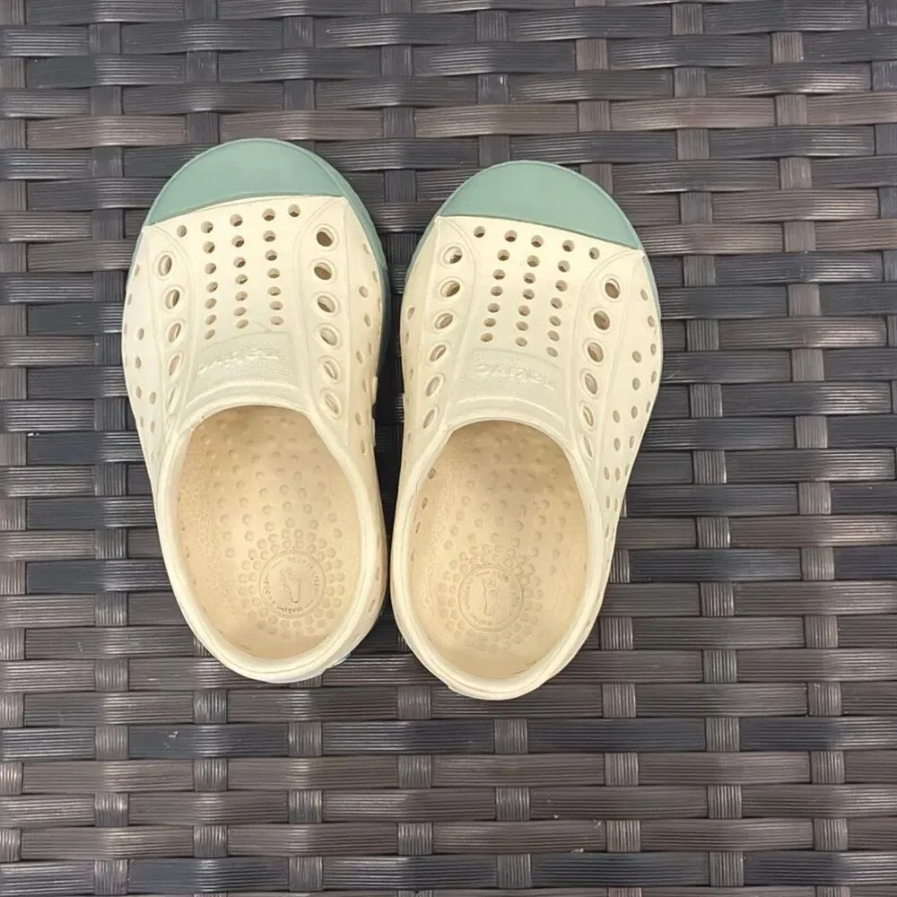 Native Jefferson shoes toddler size 4